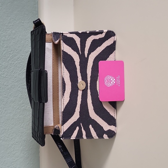 Vince camuto kali crossbow top handle bag New never been used - Picture 4 of 7